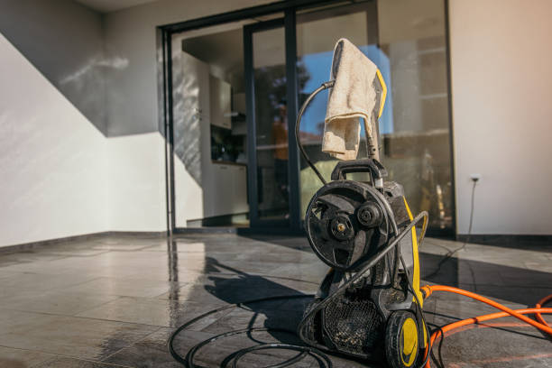 Best Driveway Pressure Washing  in Vineyards, FL